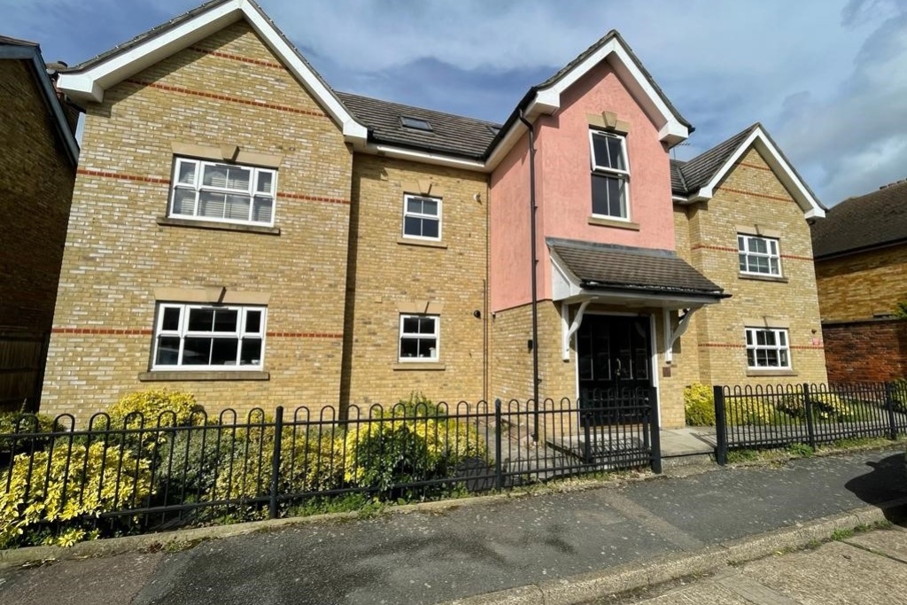 Rose Lodge, Crown Street, Egham, Surrey, TW20 Nevin And Wells